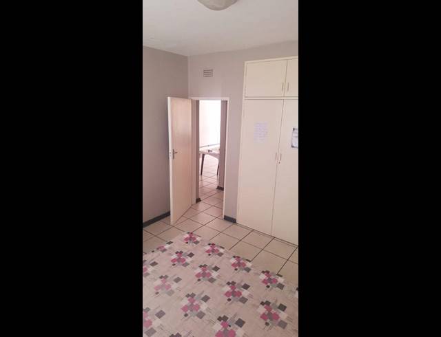 2 BEDROOM PROPERTY TO RENT IN BAILLIE PARK